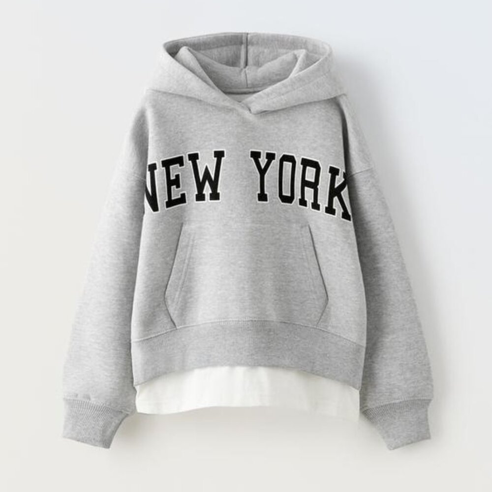 ZARA GIRL GRAY NEW YORK MIXED FLOCK TEXT SWEATSHIRT SIZE 10